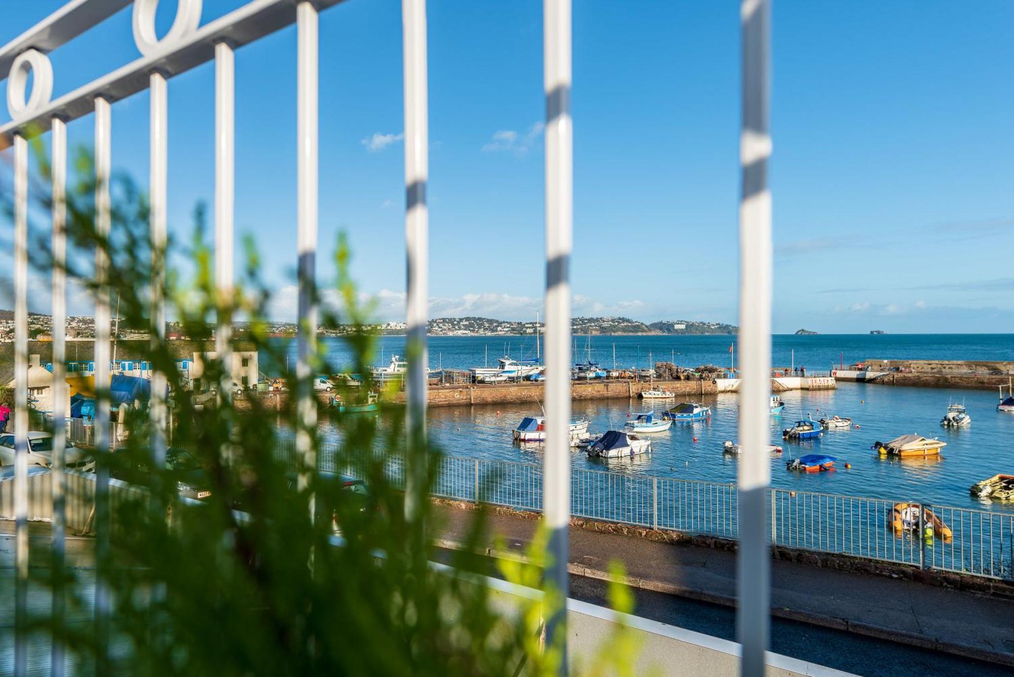Quayside View - Luxury Apartment On Paignton Harbour Exterior photo