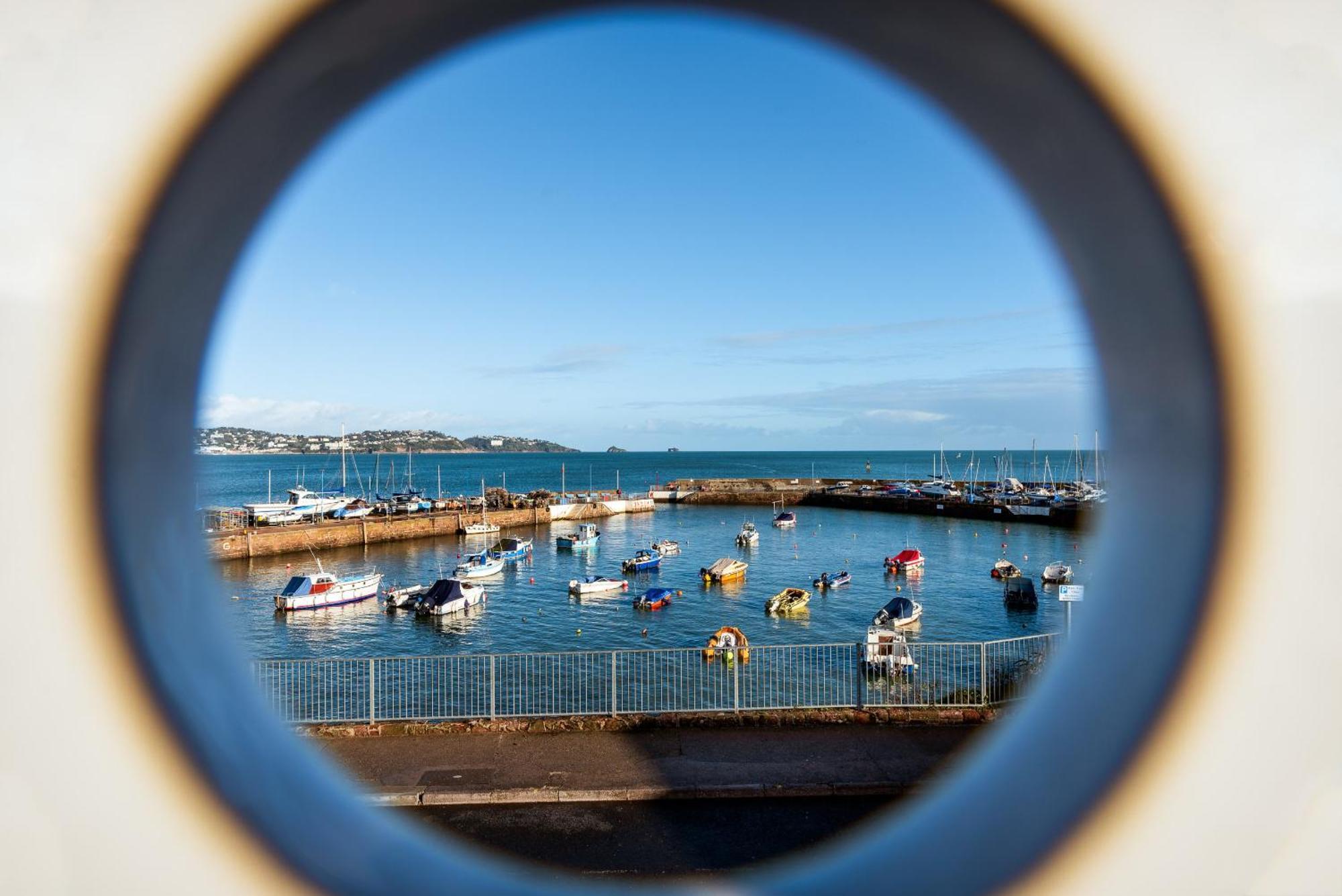 Quayside View - Luxury Apartment On Paignton Harbour Exterior photo