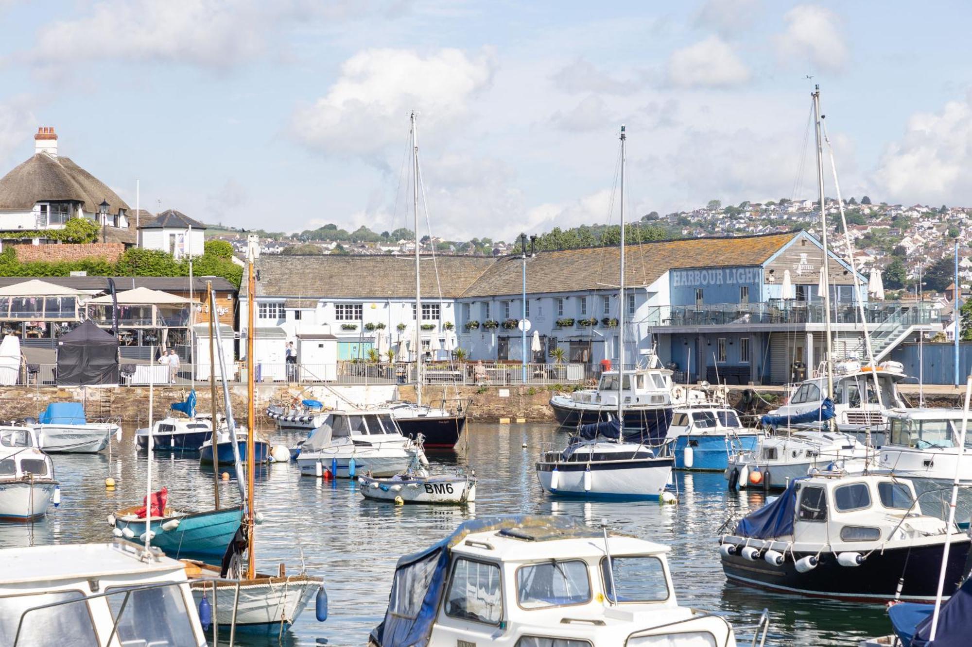 Quayside View - Luxury Apartment On Paignton Harbour Exterior photo